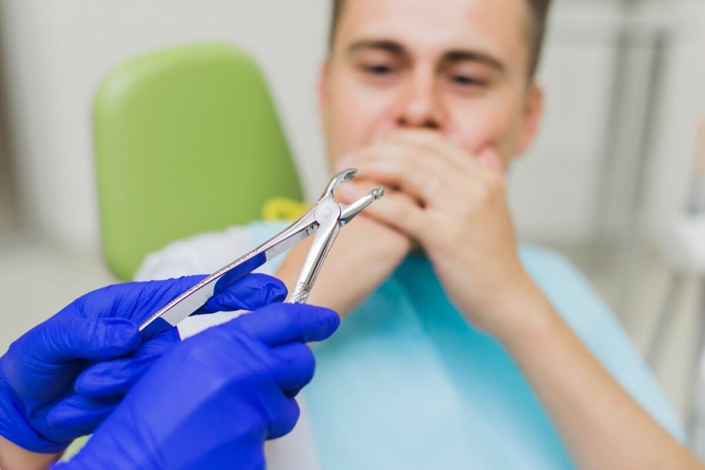 Tooth Extraction in Phoenix, AZ