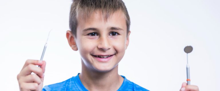 How to Safely Whiten Kids' Teeth in Phoenix?